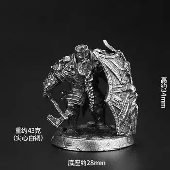 Миниатюра солдата Dungeons Dragons из меди