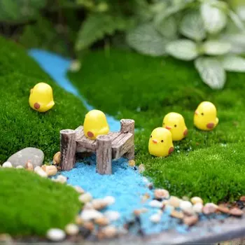 Миниатюры куриц из полимера MINISO