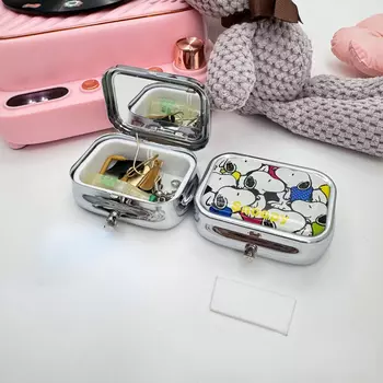 MINISO Шкатулка для украшений Snoopy