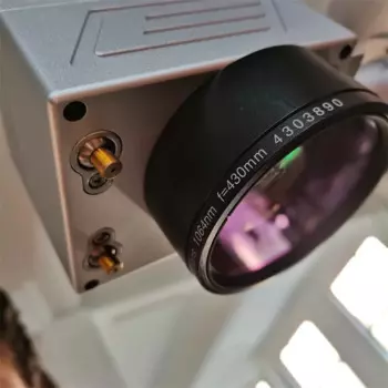 MMC Бытовая доставка 60 Вт 70 Вт 100 Вт 3D машина для лазерной маркировки с ПЗС для металла SS CS пластиковое серебряное кольцо маркировочный подшипник