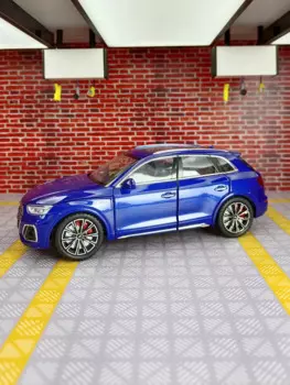 Модель автомобиля AUDI Q5 1:24 из сплава, внедорожник, литый под давлением Металлический Игрушечный Автомобиль, коллекционная Игрушечная машина для мальчиков, имитация тянущегося автомобиля, подарок для ребенка