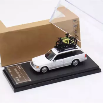 Модель автомобиля Benz E300 S124 в масштабе 1:64, из сплава