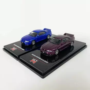 Модель автомобиля INNO 1:64 Skyline GTR (R33) Литой автомобиль из сплава — полуночный фиолетовый и чемпионат синий