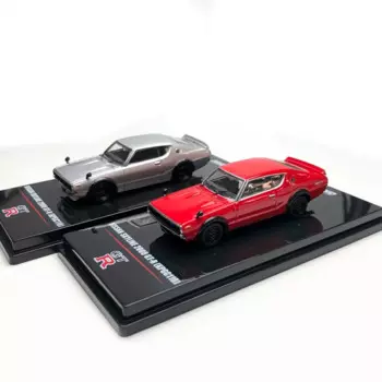Модель автомобиля из сплава в масштабе 1:64