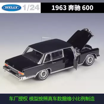 Модель готового автомобиля WELLY 1:24 1963 Mercedes Benz 600