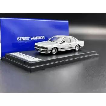 Модель машинки из серебра 635 с изображением модельки «уличный воин», 1:64, коллекционная Миниатюрная игрушка
