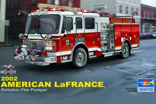 Модель Trumpeter 1/25 02506 American LaFRANCE Eagle пожарная насосная станция модель комплект