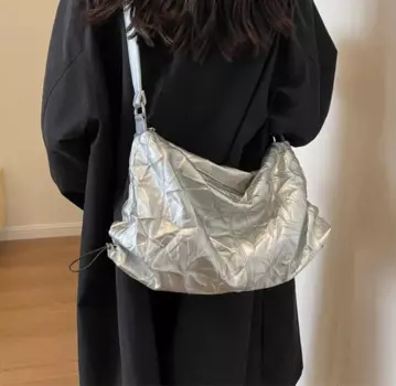 Модные кожаные сумки через плечо серебристого цвета для женщин 2023 Роскошная корейская модная сумка на плечо женские большие вместительные сумки