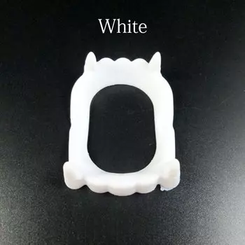 MOONBIFFY Светящиеся Зубы Вампира 5 шт.