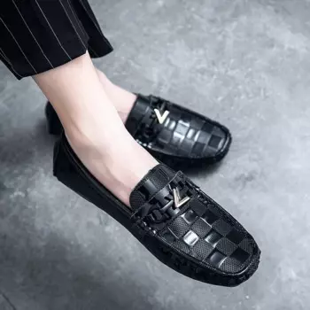 Мужские мокасины из натуральной кожи, с кисточками