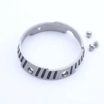 Мужские наручные часы с защитой от превышения яркости