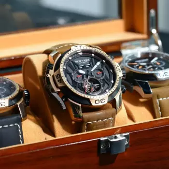 Мужские спортивные часы с ремешком из Натуральной Черной Кожи