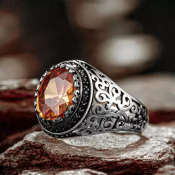 Мужское кольцо из серебра 925 пробы с фианитом