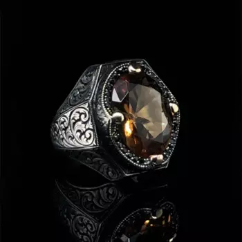 Мужское кольцо из серебра 925 пробы с натуральным топазом