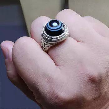 Мужское кольцо из серебра 925 пробы с натуральным агатом