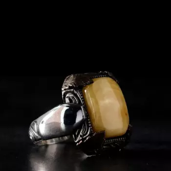 Мужское кольцо из серебра пробы, с натуральным камнем