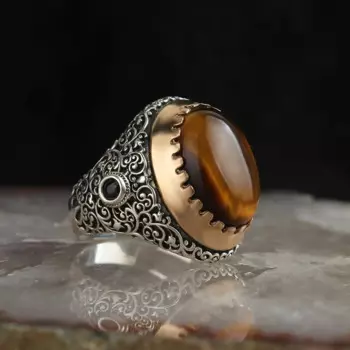 Мужское серебряное кольцо с имитацией камня тигровый глаз