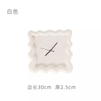 Настенные часы EpeiusHome кремовой формы