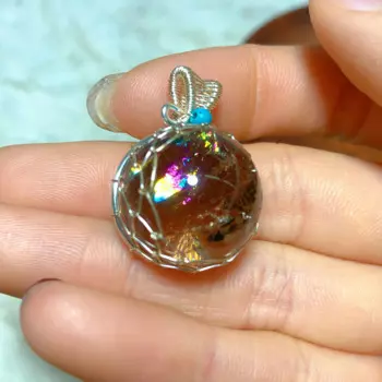 Кулон из кварца с кракле