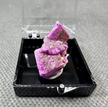 Натуральный кобальто-кальцит, минеральный образец кобальтоцита + размер коробки 3,4 см + целебные кристаллы кварца и камни, драгоценный камень в стиле рок