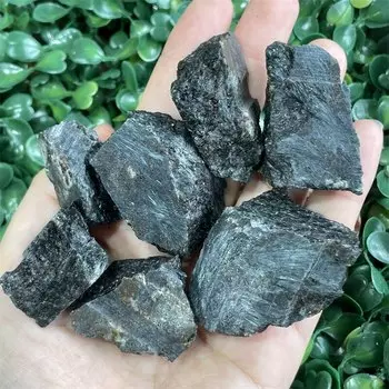 Необработанный астрофиллит от Sisterstone