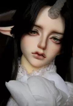 Новая аутентичная кукла bjd sd 1/3 производителей молодых нектаров низкая цена горячие прозрачные рога единорог высококачественное смоляное пятно