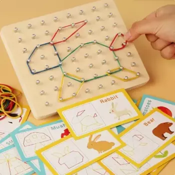 Новая деревянная маленькая геометрическая креативная доска для ногтей Монтессори с графикой для детей, игрушки для раннего образования, головоломки, математические игры, деревянные