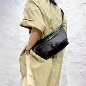 Новая сумка через плечо из мягкой кожи с заклепками для женщин, качественная нагрудная сумка, модные дизайнерские сумки через плечо, Женская нагрудная сумка на ремне, кошелек