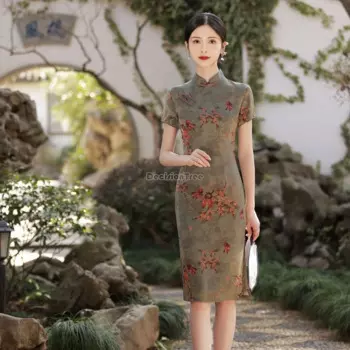 Новинка 2024, китайское летнее дышащее традиционное платье-Ципао с цветочным принтом, длинное повседневное приталенное элегантное женское платье-Ципао в стиле ретро, w319