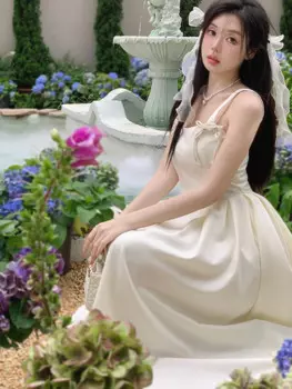 Новинка 2024, женское платье на бретельках в китайском стиле, летнее французское милое приталенное плиссированное платье с высокой талией