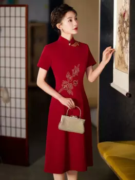Новинка лета 2023, платье Qipao для свадебной церемонии, платье Xi бабушки для свадебного банкета, благородное платье для большой свадебной мамы, красное платье с коротким рукавом