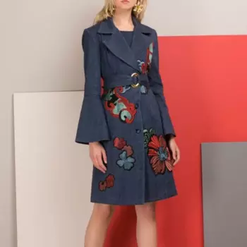 Новинка Осень-зима 2023 эксклюзивная женская модная однобортная приталенная джинсовая ветровка с вышивкой