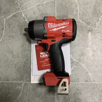 Новинка! Ударный гайковерт Milwaukee 2967-22 M18 FHIW2F12, 18 в, 1/2 дюйма