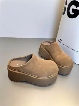 Новые кожаные пробковые тапочки высшего качества для женщин, осенние тапочки с закрытым носком, увеличивающие рост, женские римские повседневные брендовые тапочки