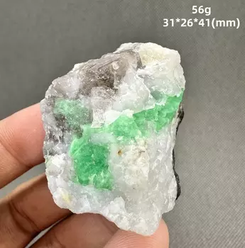 Образец минерала из натурального изумруда + целебные кристаллы кварца и камни, драгоценный камень