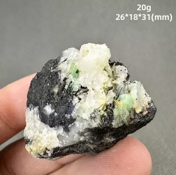 Образец минерала из натурального изумруда + целебные кристаллы кварца и камни, драгоценный камень