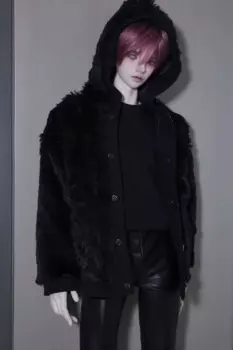 Одежда для куклы BJD, подходит для 1/4, 1/3, размер дяди, черные плюшевые аксессуары для кукол куртка кардиган с капюшоном (бросят волосы)