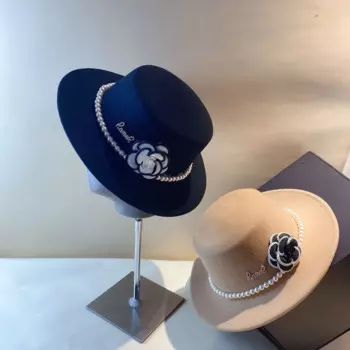 Осенне-зимняя шерстяная шляпа в стиле ретро, Женская британская шляпа с французским жемчугом и маленькими цветами, плоская шляпа с широким верхом