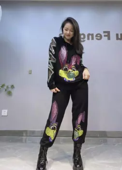 Осенние комплекты из двух предметов, женские наряды с мультяшными бриллиантами, свитер с капюшоном и выдолбленными рукавами, вязаный костюм Занзеа Женская Одежда