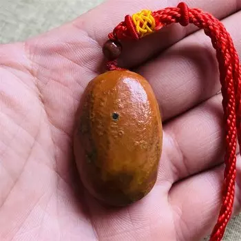 Ожерелье из южно-красного агата с ангельским глазом