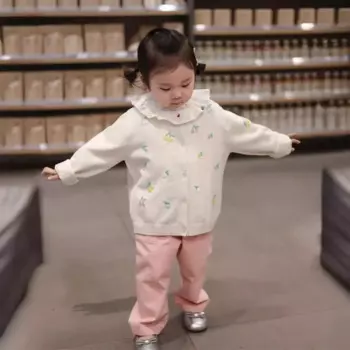 Пальто для девочек, осенняя одежда, милый кардиган ручной работы с вышивкой в виде фруктов и вишни, шерстяной свитер для девочек, пальто