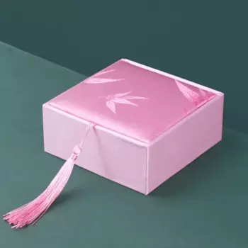 Парчовая шкатулка для украшений