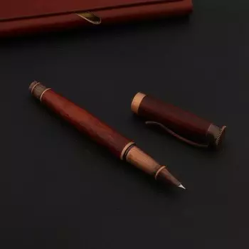 Перьевая ручка Chouxiongluwei из красного дерева