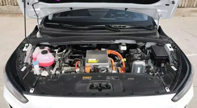 Передние амортизаторы капота для Geely Геометрия C 2019-2024, модификация капота, газовые стойки, подъемные поршневые стержни, амортизатор цилиндра