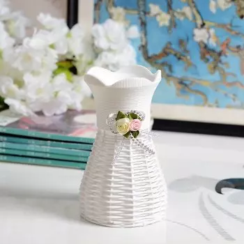 Пластиковая ваза MOONBIFFY белая