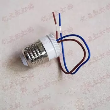 Пластиковый патрон E14/E27 220В