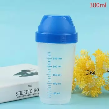 Пластиковый шейкер для коктейлей PlumHOME