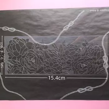 Пластиковый трафарет для торта BOUSSAC с розовым узором