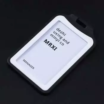 Пластиковый выдвижной держатель для бейджа Loripos