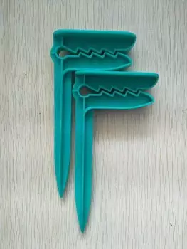 Пластиковый зажим для полотенец HARKO